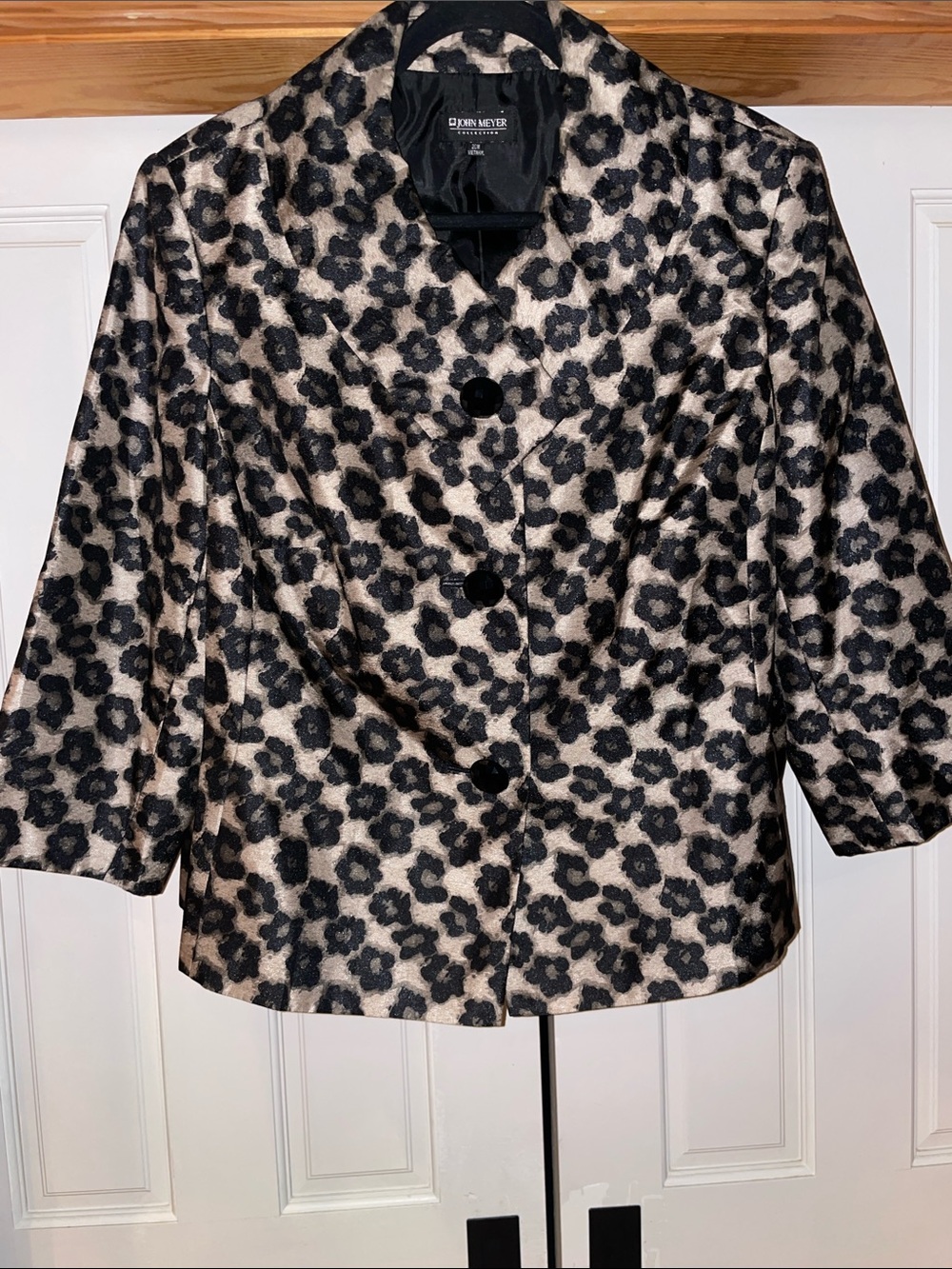 John Meyer Black and Cream Leopard-Print Cropped Blazer